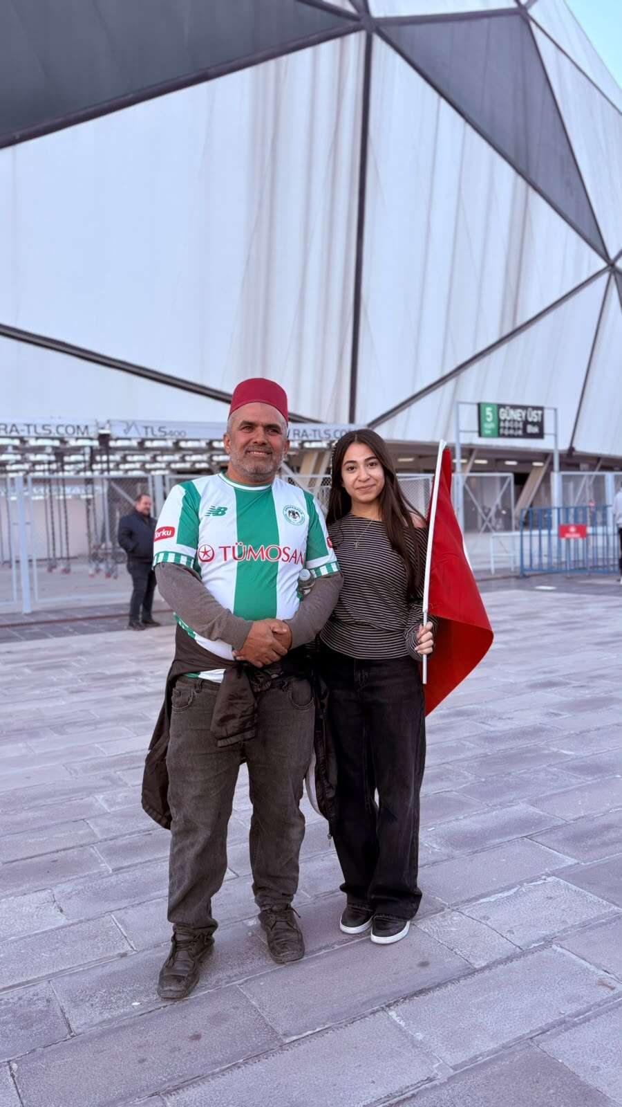 Konya’da tarihi gece! Kalpler Filistin için attı 48